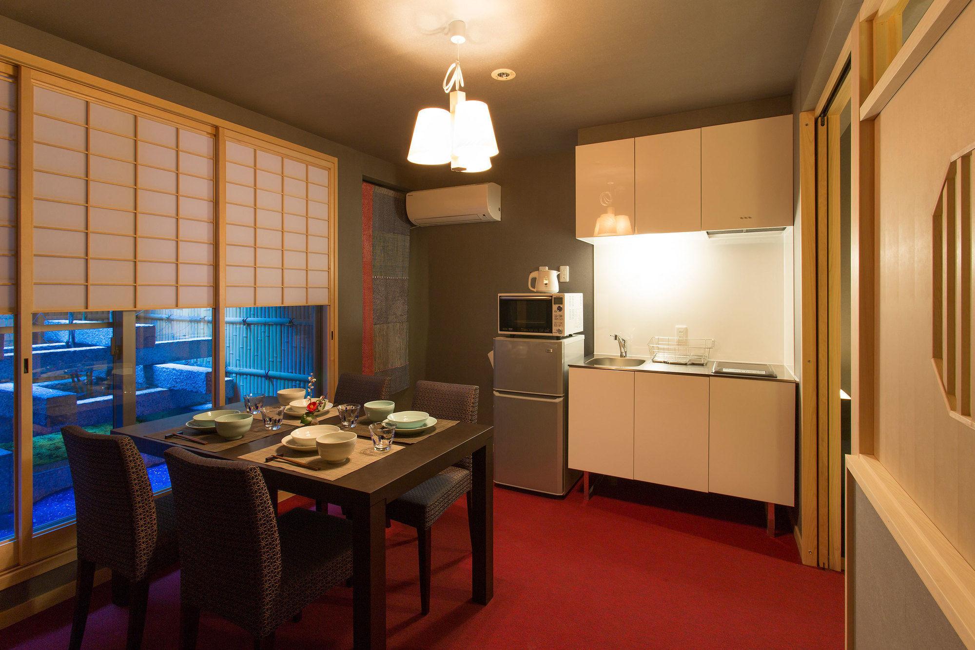 別荘 Resi 麩屋町 *